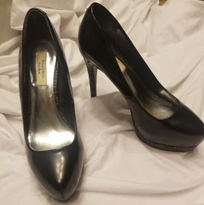 Simply Vera by Vera Wang Black Snake Skin Platform Heel